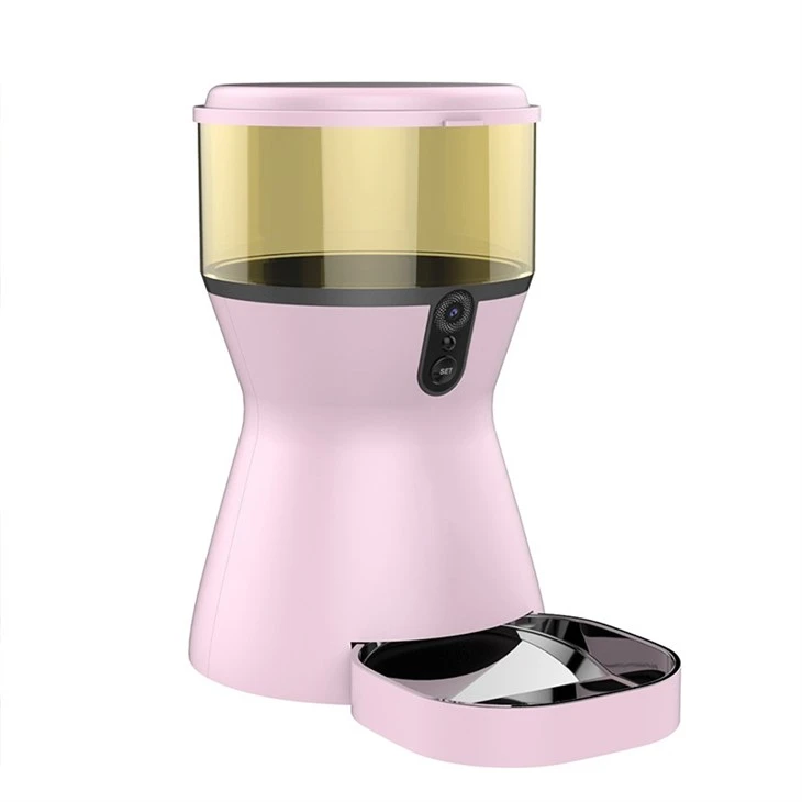 Camera Cat Feeder