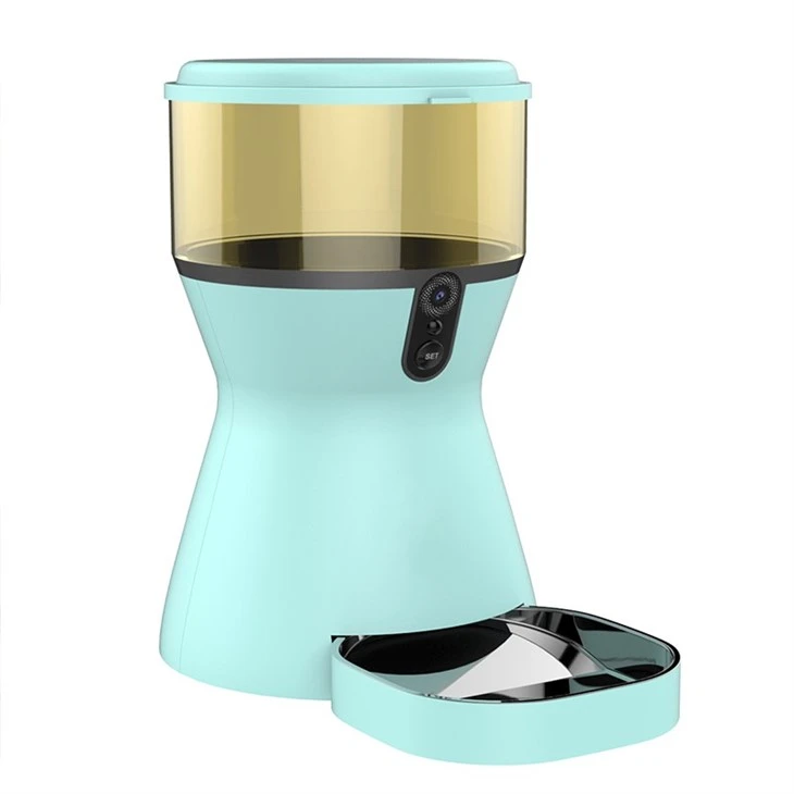 Camera Cat Feeder